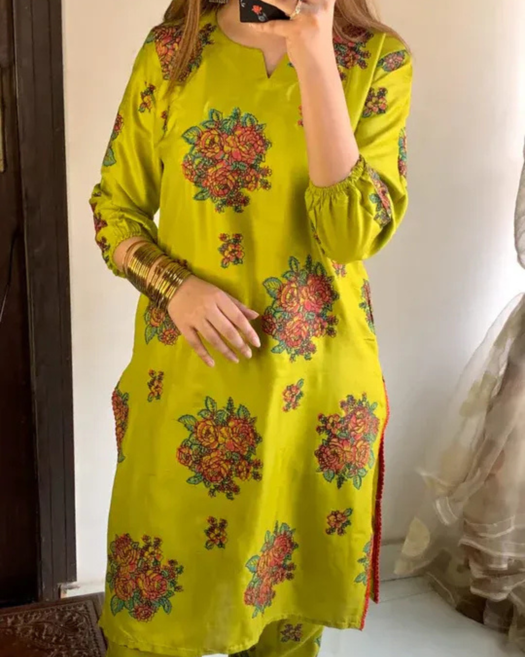 Floral Finesse-(2 Piece Stitched)