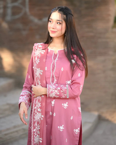 Ayyat- Embroidered 3 piece stiched