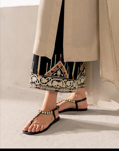 Mashal - 2Pc Embroidred Suit - Premium Fabric